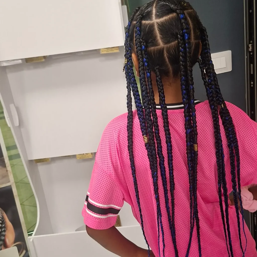 SnapInsta.to_734747284_18081149546449176_8211266252775278848_n Dove fare treccine africane a Riccione
